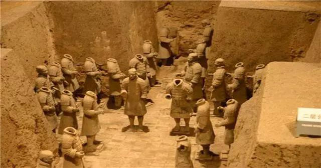 Why not break the wall between terracotta warriors in Mausoleum of Qin Shihuang?