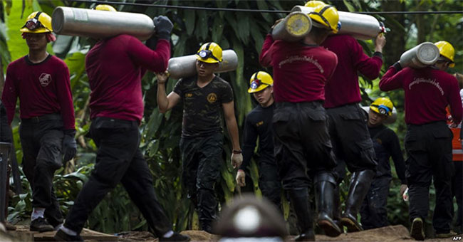 Why rescue the team needs more oxygen?