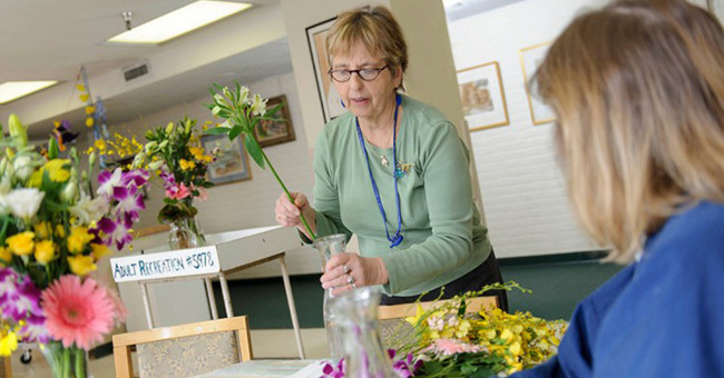 Why should not bring flowers and balloons into the hospital