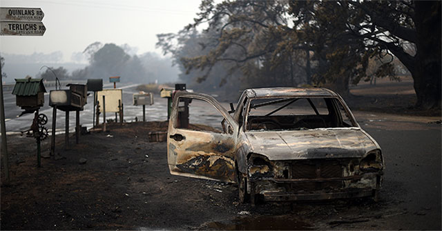Why terrible forest fire in Australia?