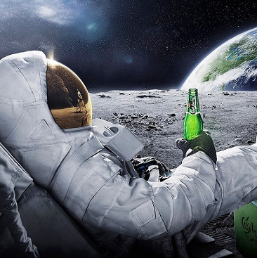 Will humans live long in space?