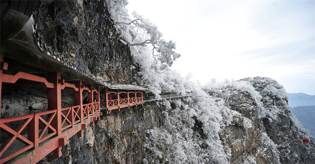 Winter is as beautiful as fairy in Thien Mon Son