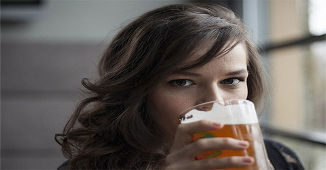 Women are about to overtake men of alcohol, what happens?