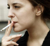 Women who quit smoking before age 40 will live up to 9 years