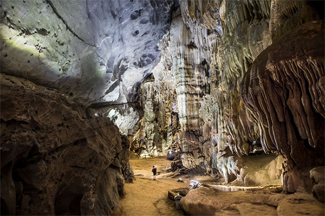 Picture 7 of 7 impressive beautiful caves in Vietnam