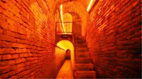 Picture 3 of China still has an 'Great Wall' underground from the Three Kingdoms era, used to be a military staple but was not discovered until the 20th century.