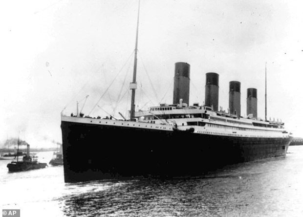 Picture 3 of Clearly revealed photos of the iceberg that caused the Titanic sinking disaster