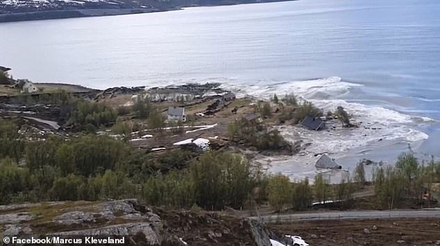 Picture 1 of Disappointingly the whole Norwegian land is being 'pulled' to the sea and sank