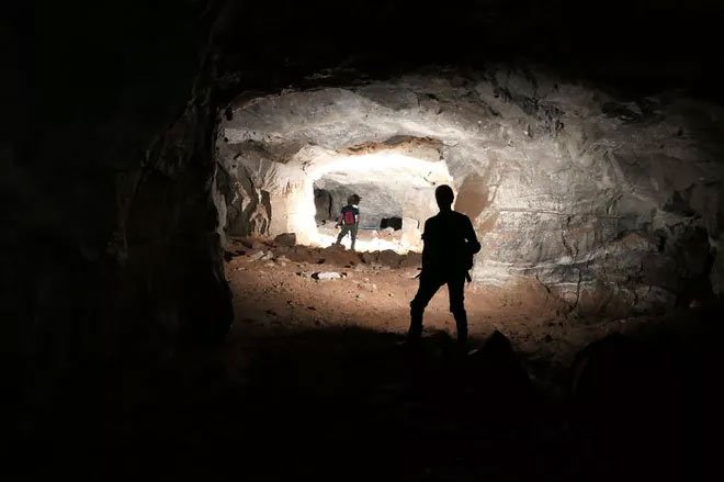 Discover the mysterious mine system beneath the deep hole of death in the middle of the neighborhood Picture 1
