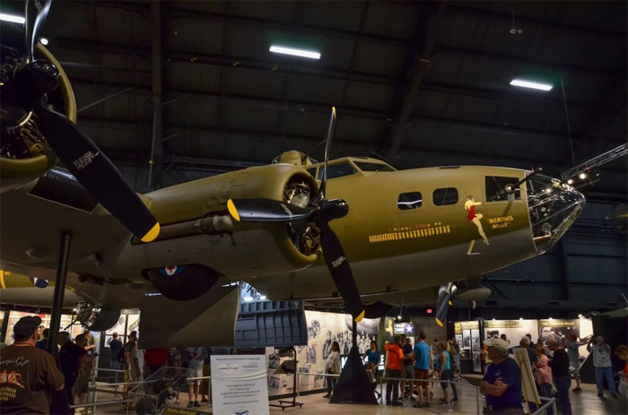 Picture 3 of Fight 'crazy legs' with a virtual tour of the 10 famous science museums