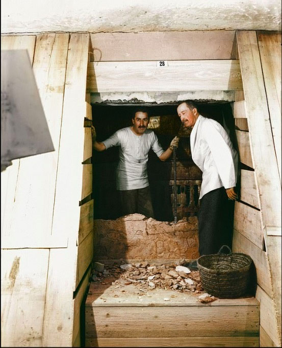 Picture 3 of 'Golden moment' at the opening of King Tutankhamun's casket