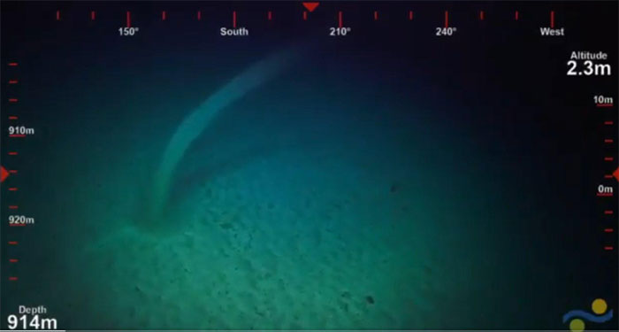 Mysterious 'underwater tornado' phenomenon off the coast of Australia Picture 1