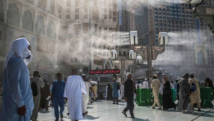 Picture 2 of One-third of the world's population will suffer from extreme temperatures like the Sahara by 2070?
