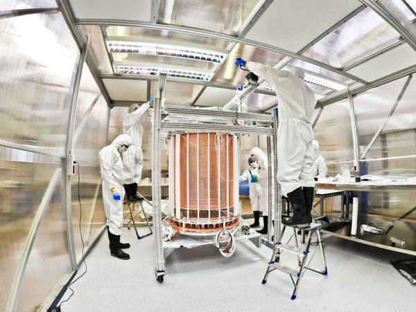 Picture 2 of Searching for dark matter, scientists accidentally discovered something that could upset the underlying physics