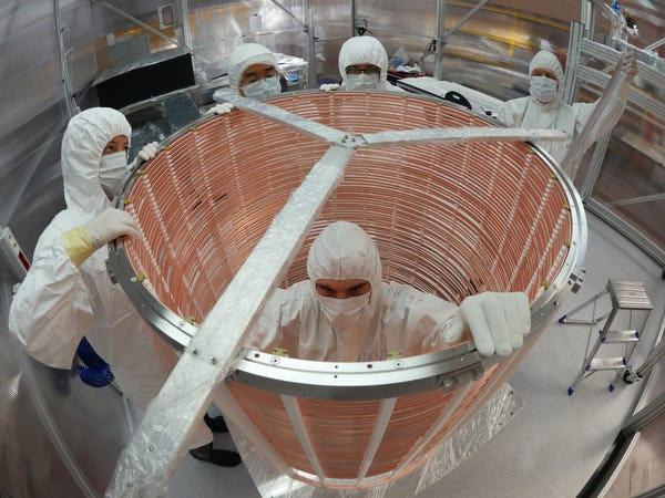 Picture 3 of Searching for dark matter, scientists accidentally discovered something that could upset the underlying physics