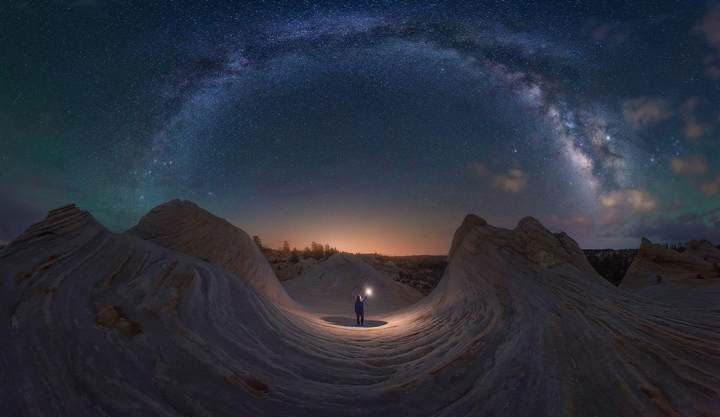 Picture 10 of See 15 stunning photos from the Galaxy of the Year