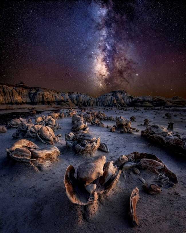 Picture 2 of See 15 stunning photos from the Galaxy of the Year