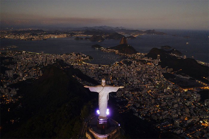 Set of breathtakingly beautiful images capturing a world without people Picture 4