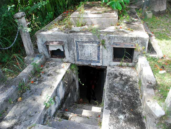 The centennial mystery that the coffins know ... 'move' Picture 1