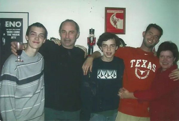 Picture 7 of The picture of the great family gathering smiling but looking closely at everyone ...