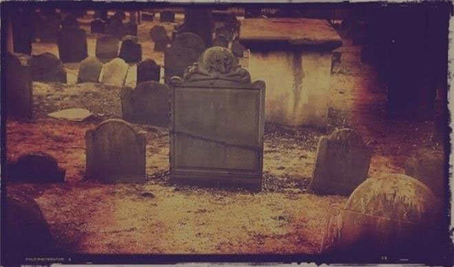 Picture 3 of The truth about 'vampire' tombs scares America