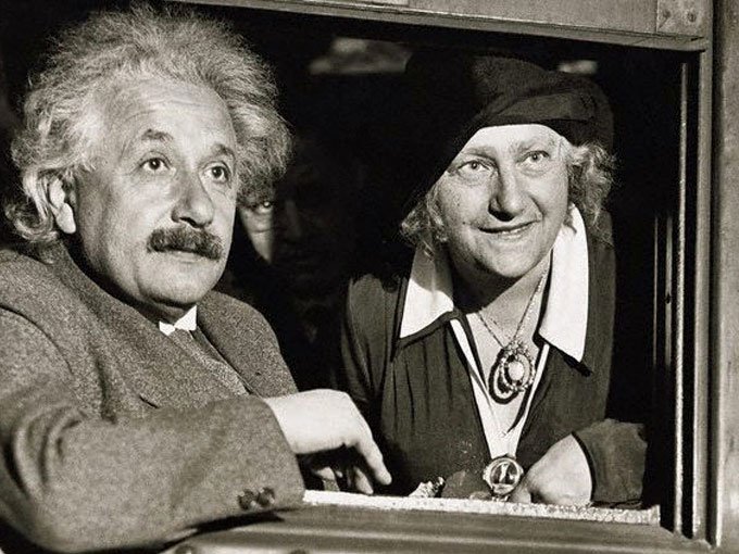 Picture 3 of The wrong times of Einstein
