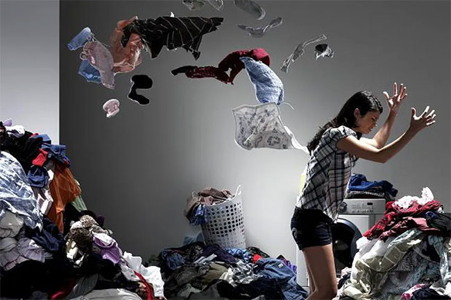 Why is it 'clean up' and the house is still messy? Picture 3