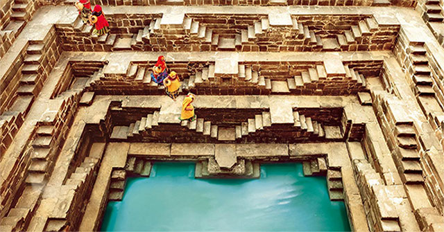 Chand Baori - Unique ancient well with impressive Indian architecture