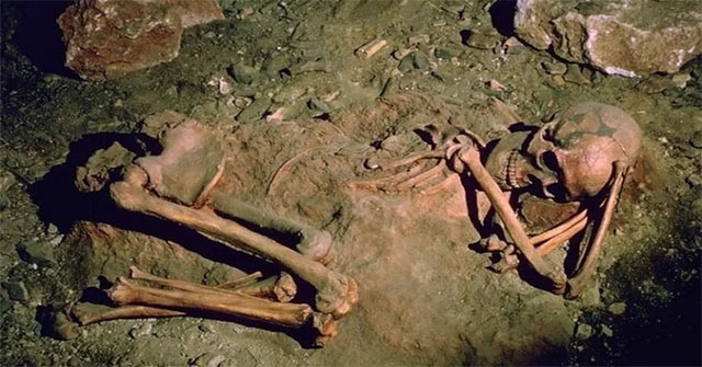 Discover the remains of women bent over 4,000 years in the grave