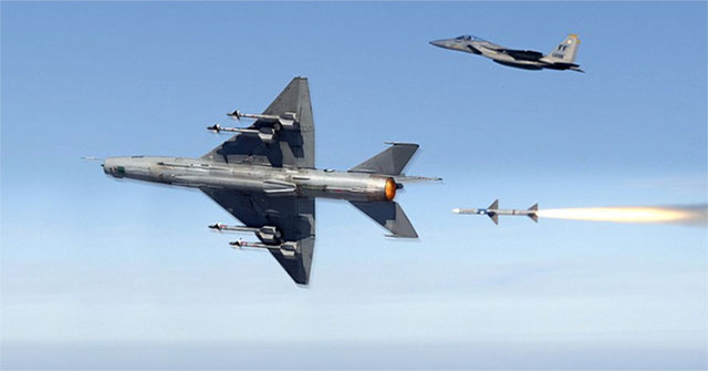 Do rockets really chase fighters like in movies?