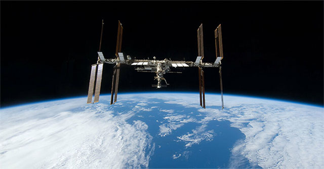 How to bring the International Space Station back to Earth?