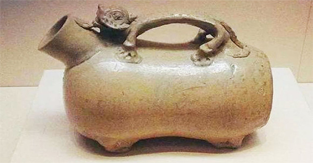 Interesting things around the excavated artifact were experts mistaken for potty