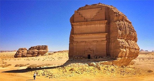 Lonely castle stands out in the desert