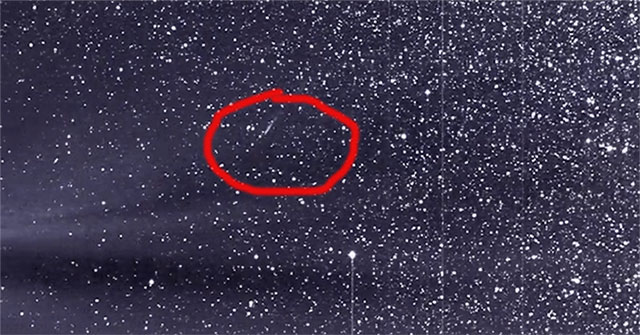 NASA's STEREO-A spacecraft records comets flying through the solar wind