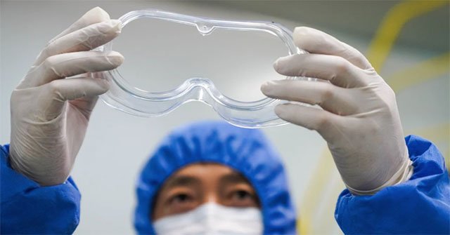 The new discovery of corona virus is strongly transmitted through the eyes