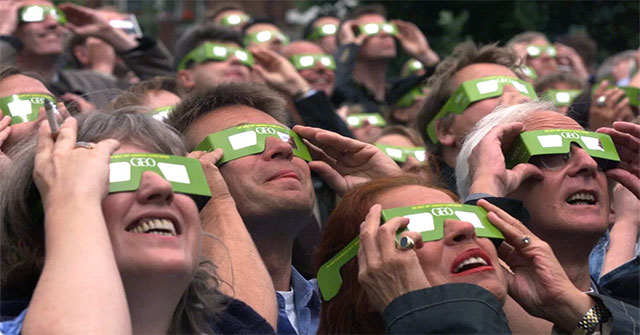 The only way to observe eclipse in the decade in Vietnam