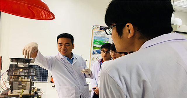 The Vietnamese doctor breeds an alternative to platinum
