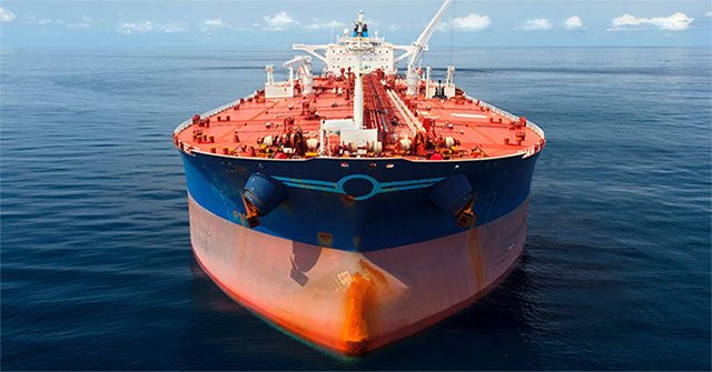 What makes ships go in circles?