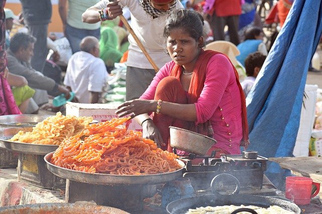 10 cultural tips you need to know before traveling to India Picture 2