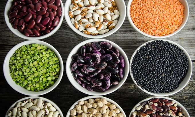Picture 2 of 10 foods that could help humans survive the apocalypse.
