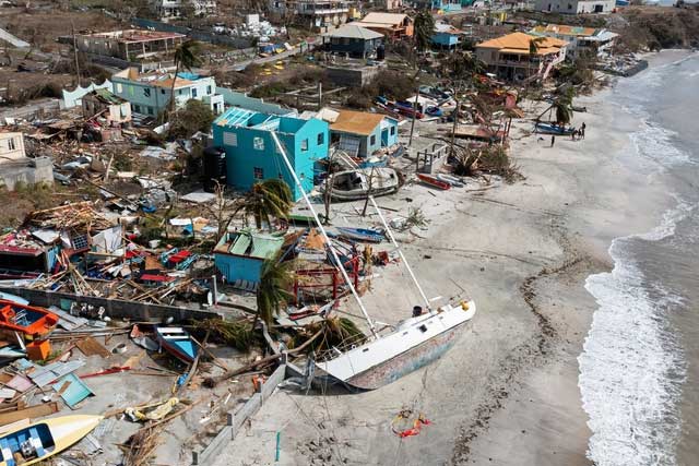 Picture 7 of 11 photos that summarize the past 11 months of 2024: What are we doing to the Earth?