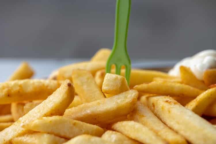 Picture 6 of 15 foods you shouldn't eat when you're over 40