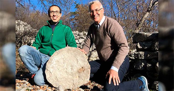 Picture 1 of 2,500-year-old 'timeless' treasure appears in an extremely absurd place