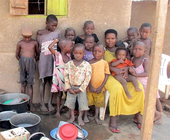 40-year-old mother gives birth to 44 children: Even science is powerless? Picture 2