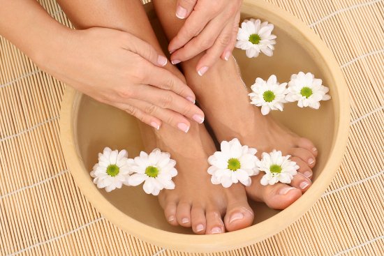 5 natural ways to keep your feet warm at night Picture 1