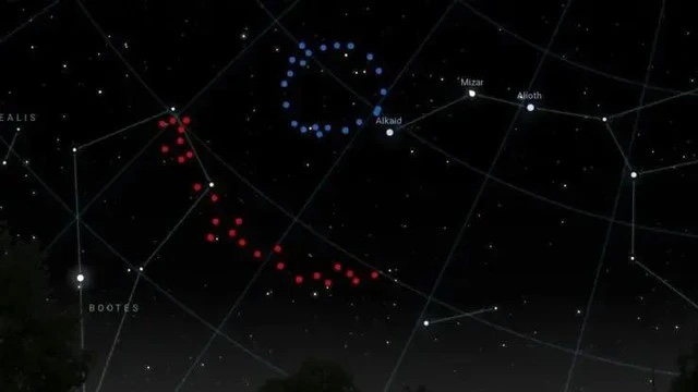 Picture 1 of 9 billion light years away, 'space hole' facing Earthlings