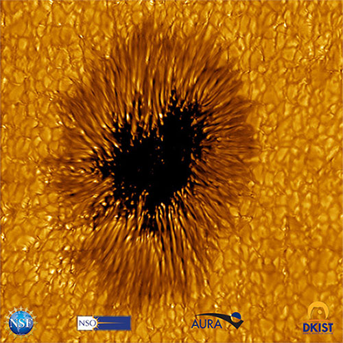 A black spot the size of Earth appears on the Sun Picture 1
