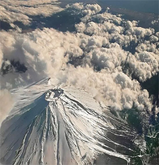 Picture 2 of A thousand-degree 'heat bomb' is about to explode in Asia: To neutralize, a crazy idea appears