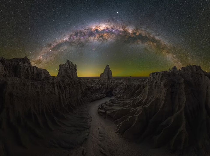 Picture 6 of Admire a series of impressive photos taken of the Milky Way