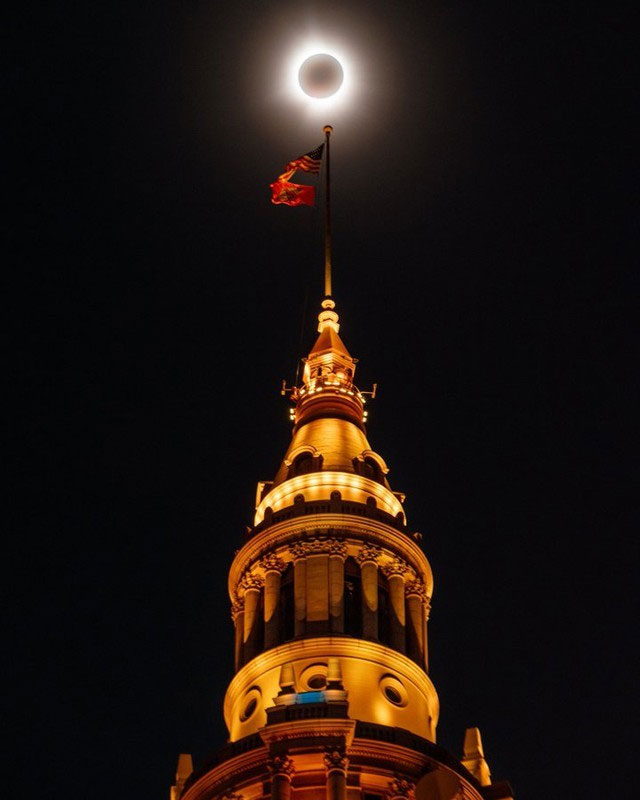 Picture 6 of Admire 'once in a hundred years' solar eclipse photos from many countries